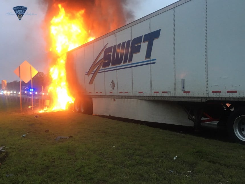 1 dead after fiery crash involving tractor-trailer on I-95