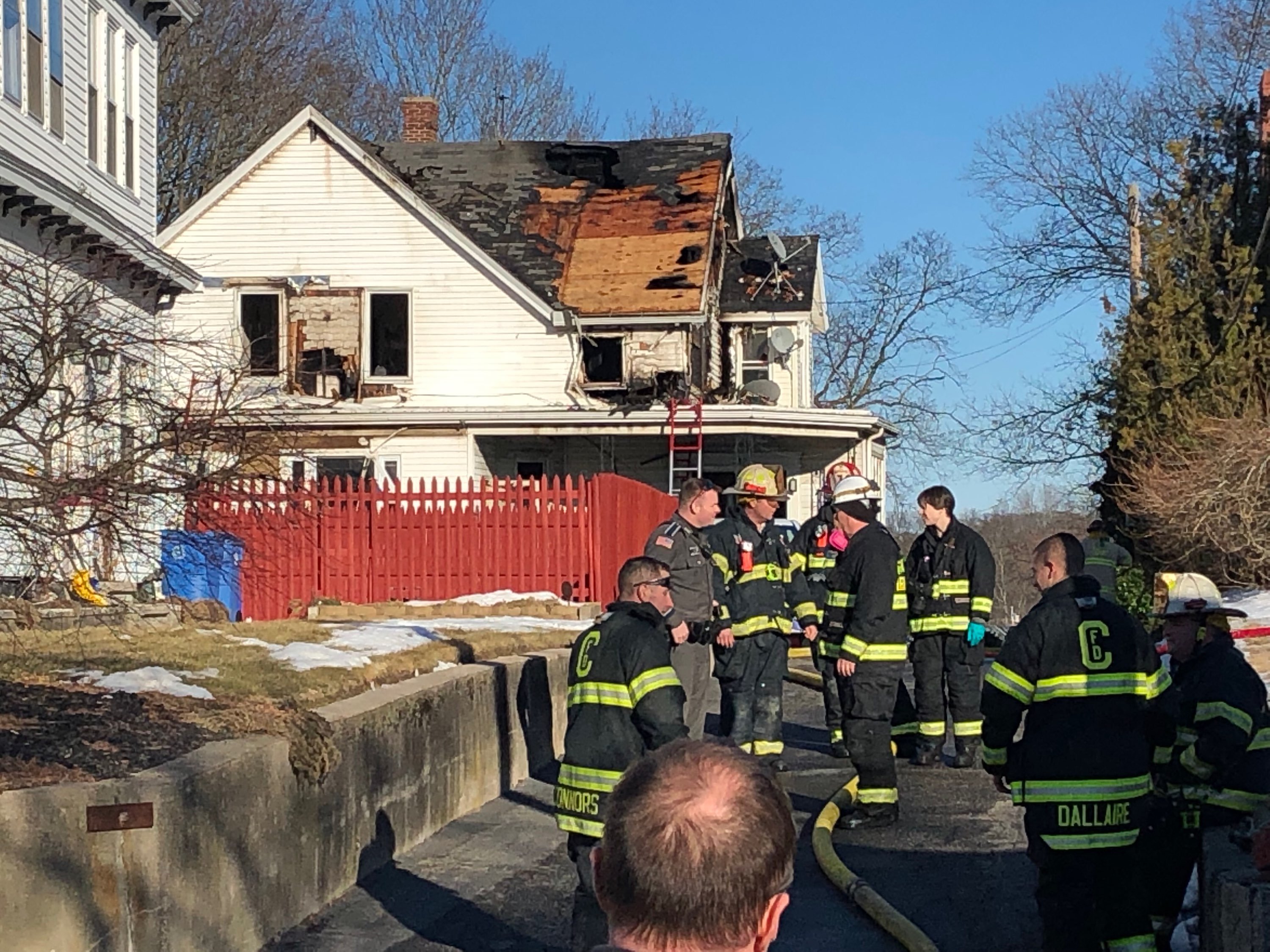 First responders save mother and baby in Cumberland house fire - ABC6 - Providence, RI ...3000 x 2250